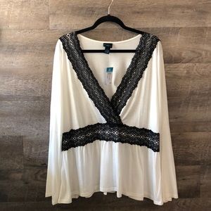 Rue 21 + Lace Detail Top sz 3x